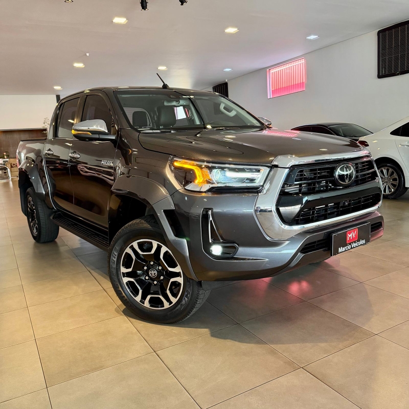 Produto hilux-srx-plus-28-4x4-automatica--2024